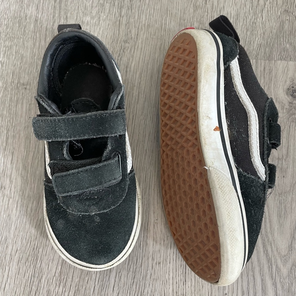 Vans Kids Black and White Velcro Sneakers Toddler Boy size 8.0